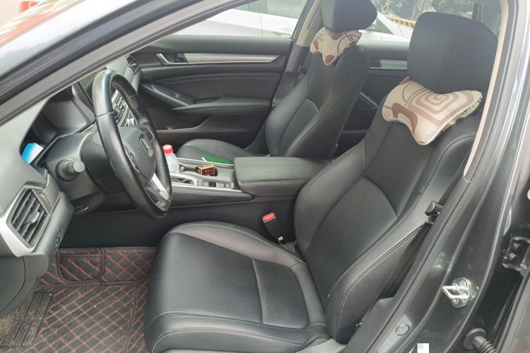 Used Honda Accord 2022 260TURBO Luxury Edition Left Front Seat
