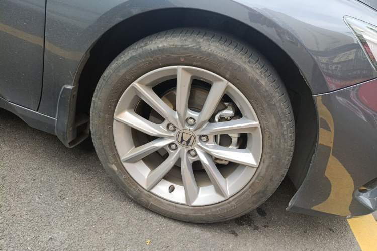 Used Honda Accord 2022 260TURBO Luxury Edition Right Front Wheel Hub