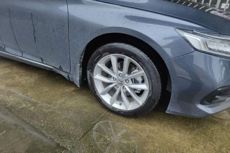 Used Honda Accord 2022 260TURBO Luxury Edition Right Front Wheel Hub