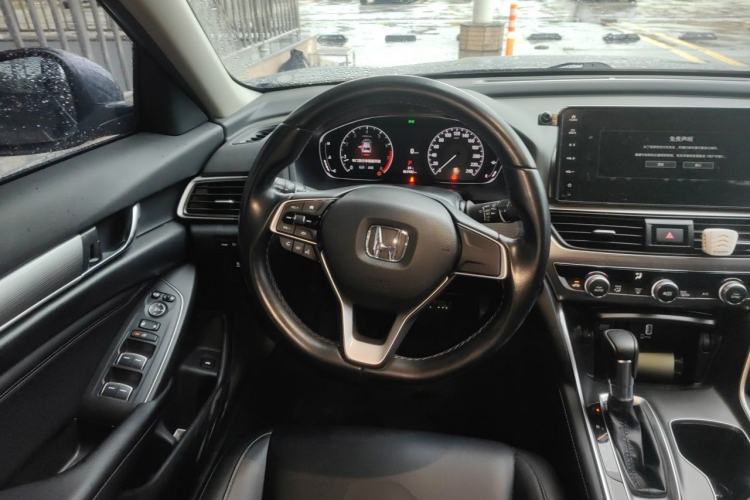 Used Honda Accord 2022 260TURBO Luxury Edition Steering Wheel