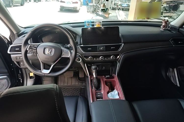 Used Honda Accord 2022 260TURBO Luxury Edition Center Console
