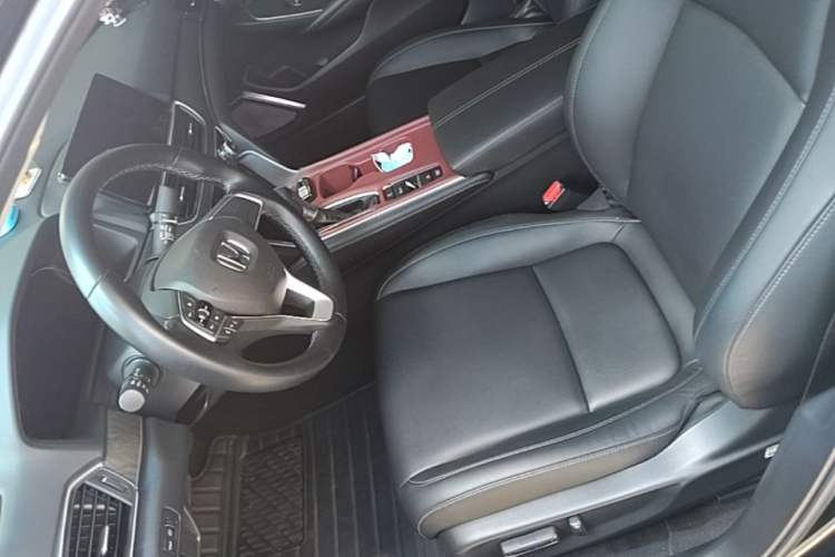 Used Honda Accord 2022 260TURBO Luxury Edition Left Front Seat