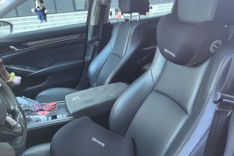 Used Honda Accord 2022 260TURBO Luxury Edition Left Front Seat