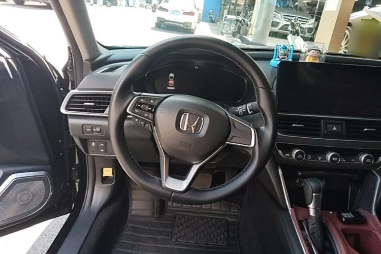 Used Honda Accord 2022 260TURBO Luxury Edition Steering Wheel