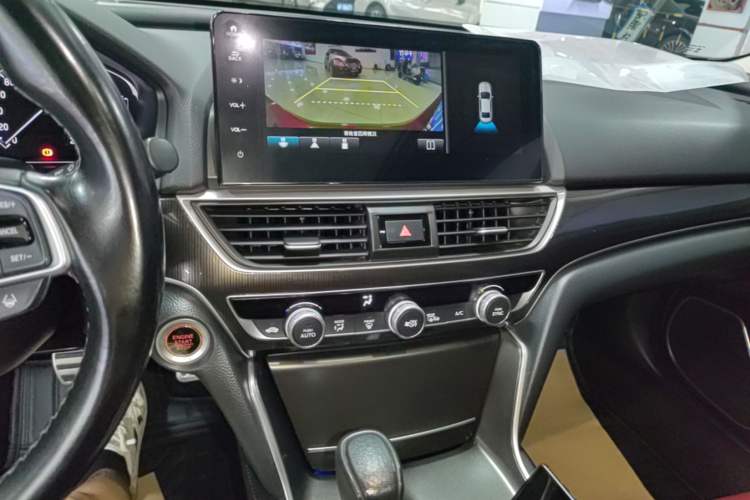 Used Honda Accord 2022 260TURBO Phantom Night · Prestige Edition Audio And AC Panel