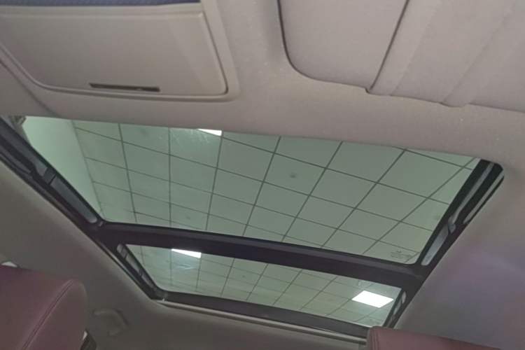 Used Honda Accord 2022 260TURBO Phantom Night · Prestige Edition Headliner