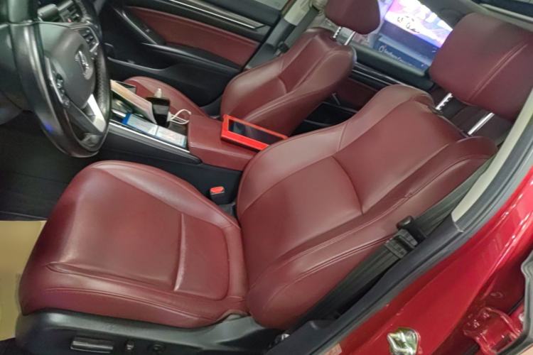 Used Honda Accord 2022 260TURBO Phantom Night · Prestige Edition Left Front Seat