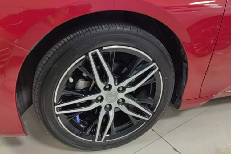 Used Honda Accord 2022 260TURBO Phantom Night · Prestige Edition Left Front Wheel Hub