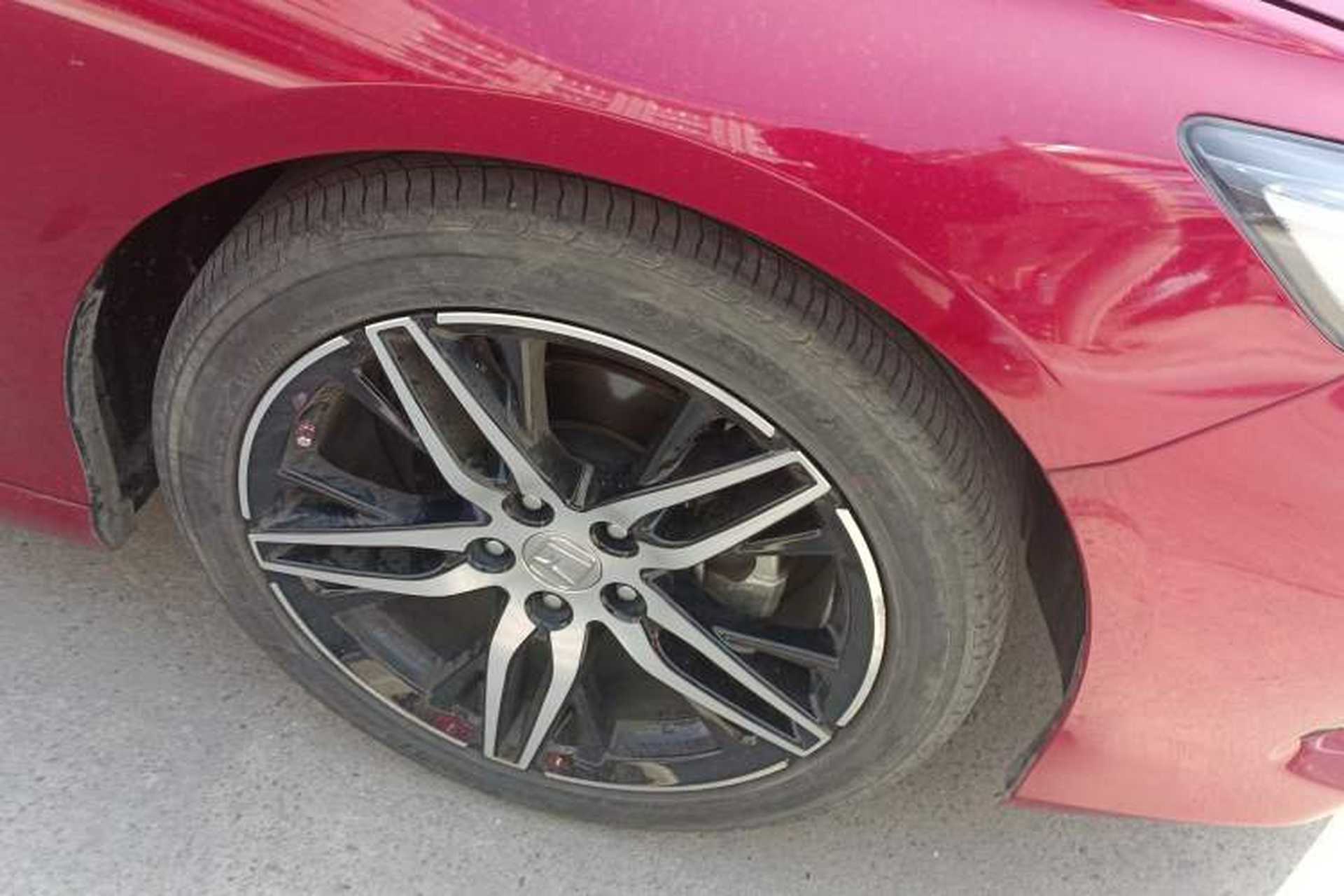 Used Honda Accord 2022 260TURBO Phantom Night · Prestige Edition Right Front Wheel Hub