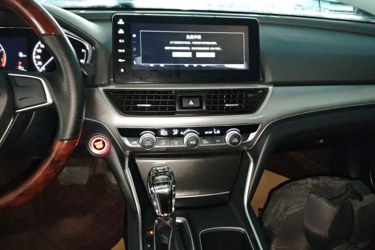 Used Honda Accord 2022 260TURBO Luxury Edition Audio And AC Panel