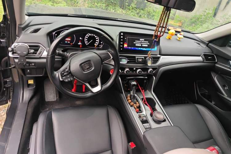 Used Honda Accord 2022 260TURBO Luxury Edition Center Console