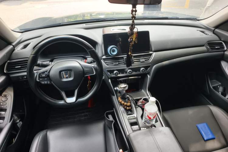 Used Honda Accord 2022 260TURBO Luxury Edition Center Console