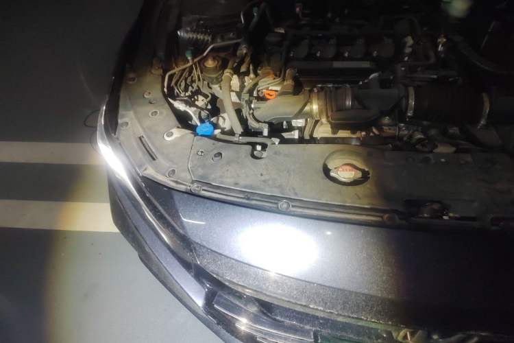 Used Honda Accord 2022 260TURBO Phantom Night · Prestige Edition Engine Bay Right