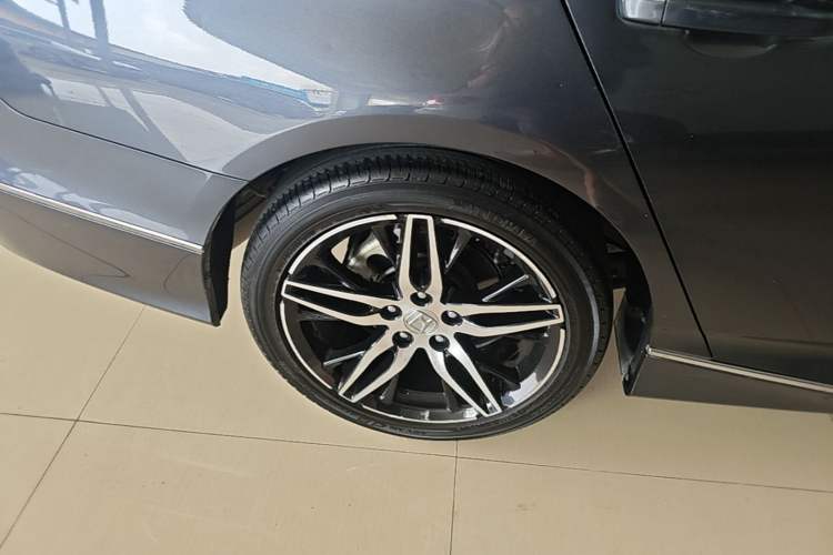 Used Honda Accord 2022 260TURBO Phantom Night · Prestige Edition Exterior 3