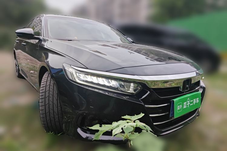 Used Honda Accord 2022 260TURBO Luxury Edition Front Right 45 Deg