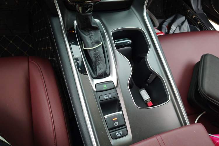 Used Honda Accord 2022 260TURBO Phantom Night · Prestige Edition Gear Lever