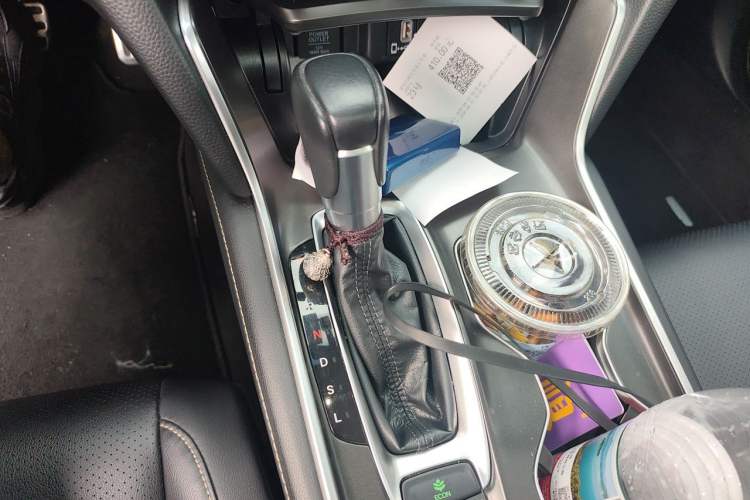 Used Honda Accord 2022 260TURBO Phantom Night · Prestige Edition Gear Lever