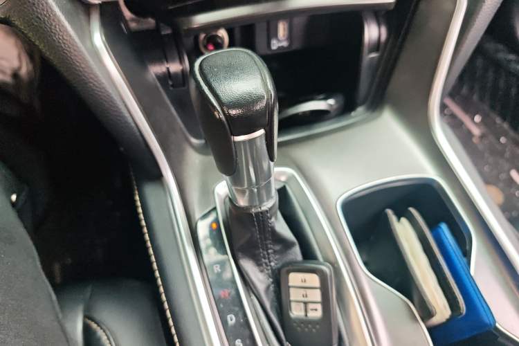 Used Honda Accord 2022 260TURBO Phantom Night · Prestige Edition Gear Lever