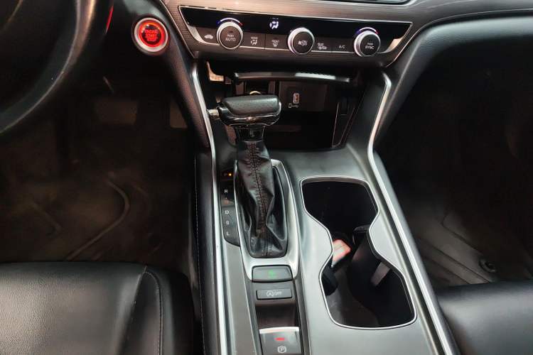 Used Honda Accord 2022 260TURBO Luxury Edition Gear Lever