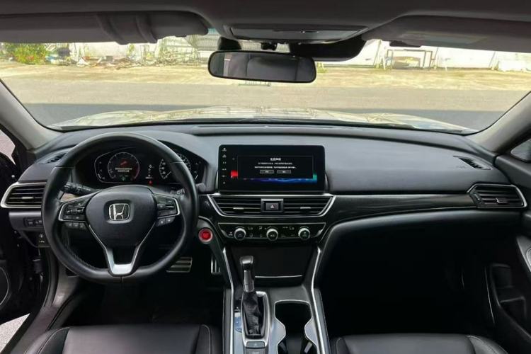 Used Honda Accord 2022 260TURBO Phantom Night · Prestige Edition Interior 2