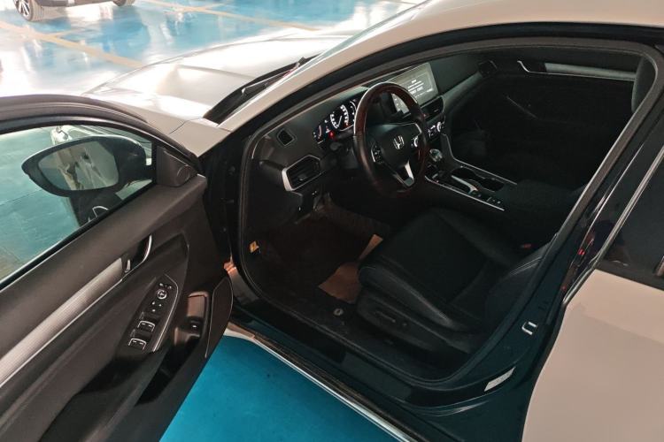 Used Honda Accord 2022 260TURBO Luxury Edition Interior 3