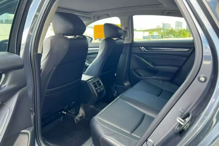 Used Honda Accord 2022 260TURBO Phantom Night · Prestige Edition Interior 4