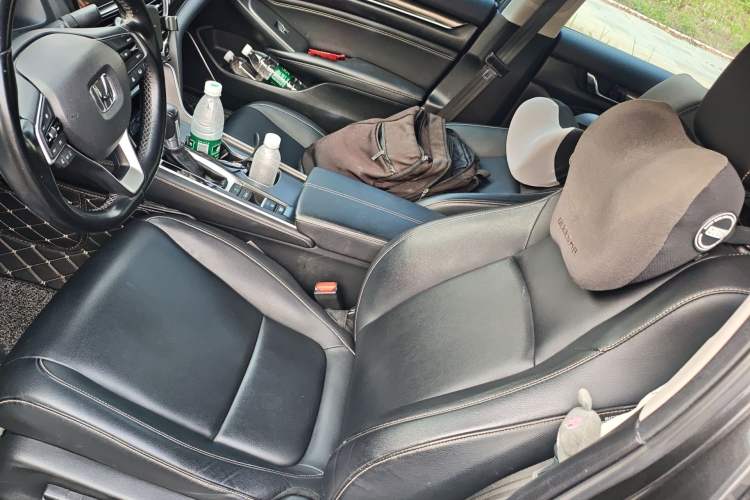 Used Honda Accord 2022 260TURBO Phantom Night · Prestige Edition Left Front Seat