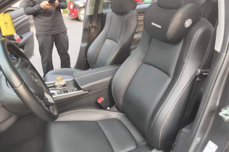 Used Honda Accord 2022 260TURBO Phantom Night · Prestige Edition Left Front Seat