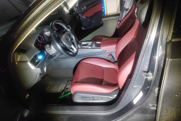 Used Honda Accord 2022 260TURBO Phantom Night · Prestige Edition Left Front Seat