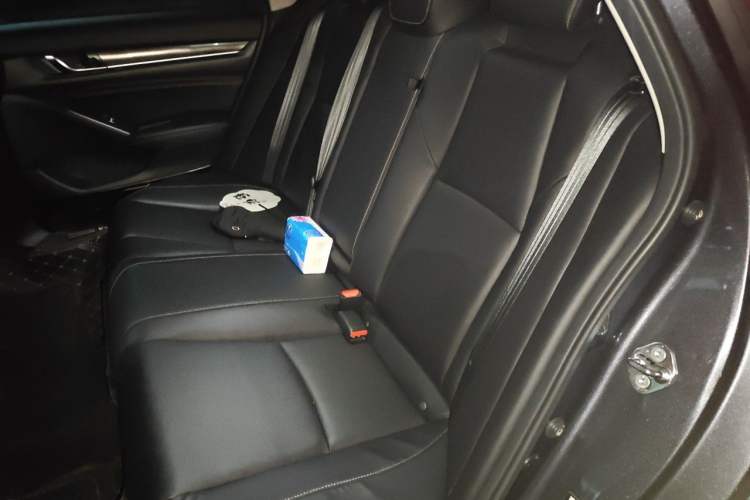 Used Honda Accord 2022 260TURBO Phantom Night · Prestige Edition Left Rear Seat