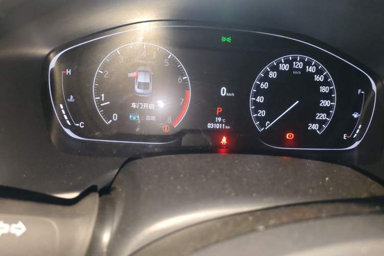 Used Honda Accord 2022 260TURBO Luxury Edition Odometer Close Up