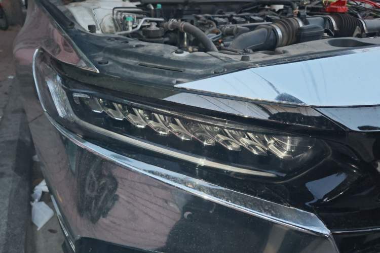 Used Honda Accord 2022 260TURBO Phantom Night · Prestige Edition Right Front Headlight