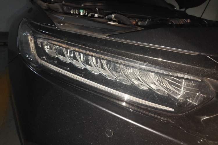 Used Honda Accord 2022 260TURBO Phantom Night · Prestige Edition Right Front Headlight