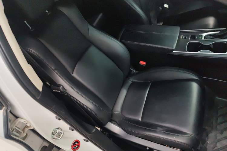 Used Honda Accord 2022 260TURBO Luxury Edition Right Front Seat