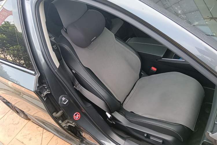 Used Honda Accord 2022 260TURBO Phantom Night · Prestige Edition Right Front Seat