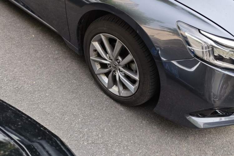 Used Honda Accord 2022 260TURBO Luxury Edition Right Front Wheel Hub