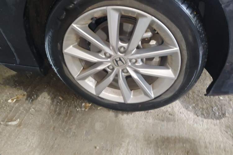 Used Honda Accord 2022 260TURBO Luxury Edition Right Front Wheel Hub