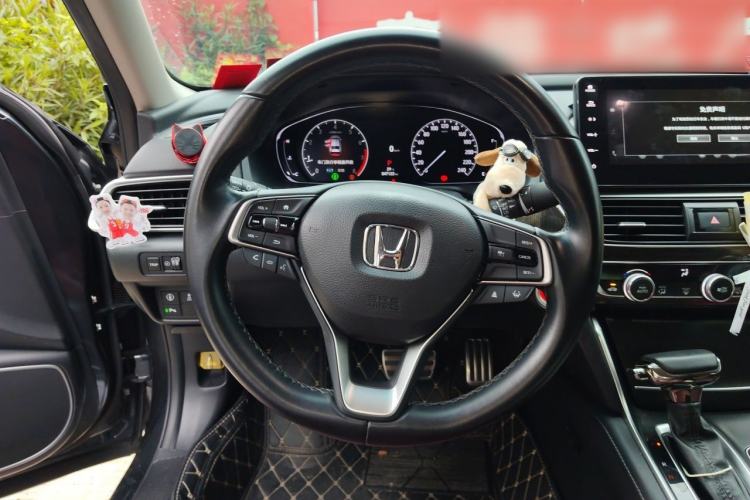 Used Honda Accord 2022 260TURBO Phantom Night · Prestige Edition Steering Wheel