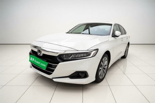 Ojetý Honda Accord 2022 260TURBO Luxury Edition