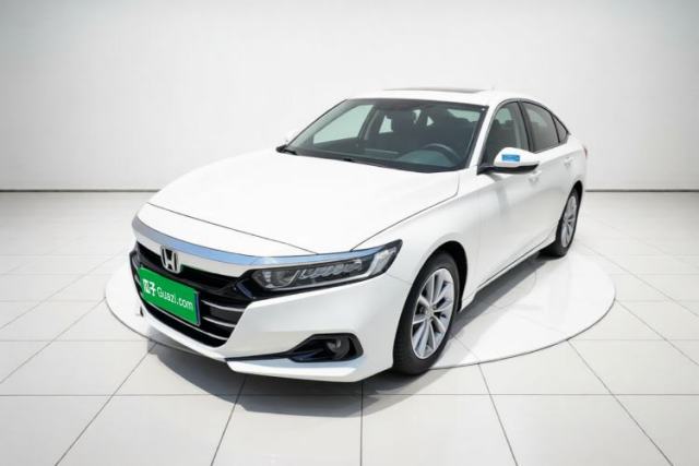 Ojetý Honda Accord 2022 260TURBO Luxury Edition
