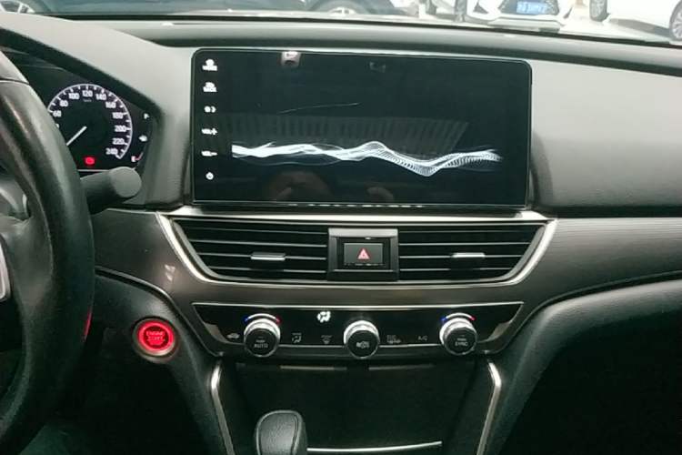 Used Honda Accord 2022 260TURBO Luxury Edition Audio And AC Panel