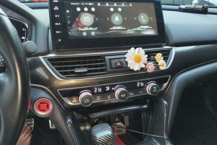 Used Honda Accord 2022 260TURBO Phantom Night · Prestige Edition Audio And AC Panel