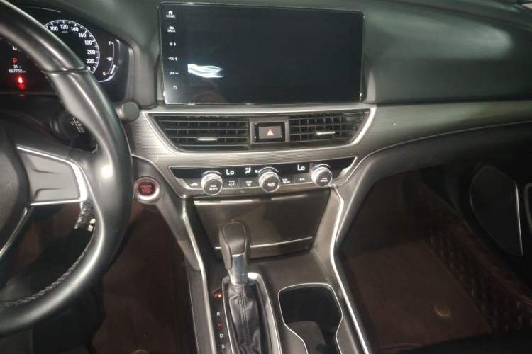 Used Honda Accord 2022 260TURBO Luxury Edition Audio And AC Panel
