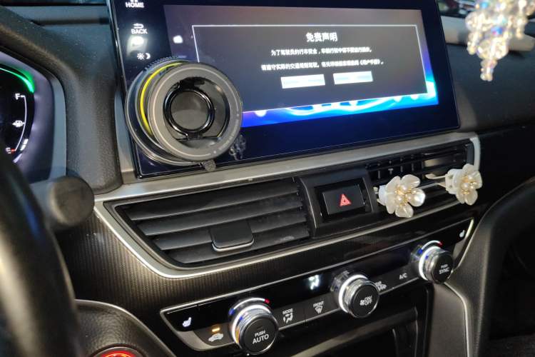 Used Honda Accord 2022 Xing·Hybrid 2.0L Phantom Night·Sharp Intelligence Edition Audio And AC Panel