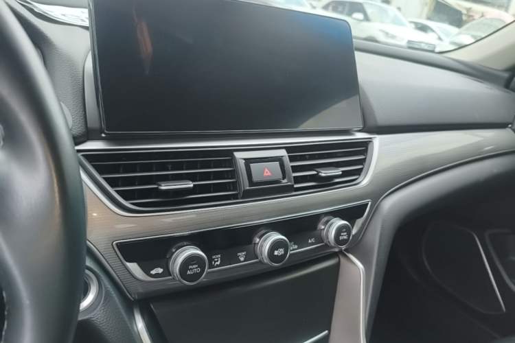 Used Honda Accord 2022 Xing·Hybrid 2.0L Xingling Version Audio And AC Panel