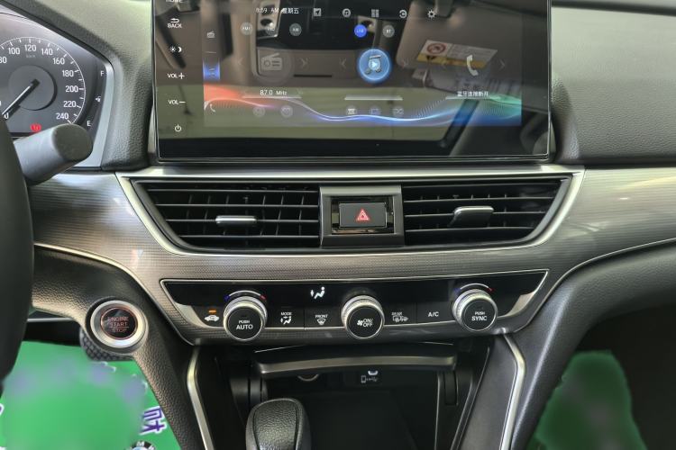 Used Honda Accord 2022 260TURBO Luxury Edition Audio And AC Panel