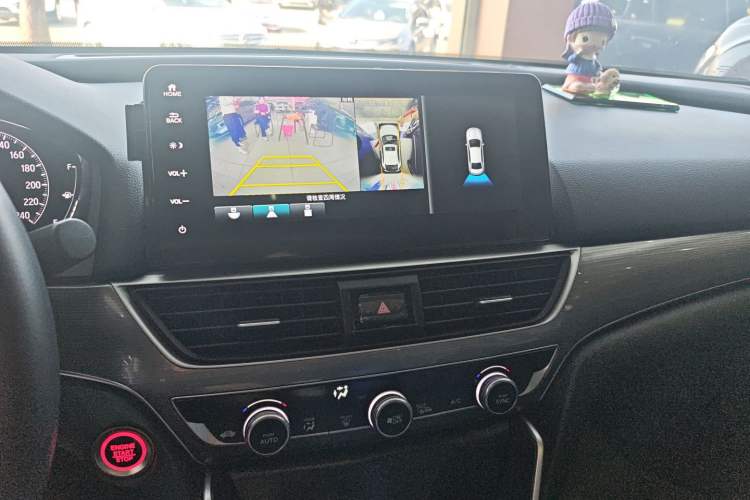 Used Honda Accord 2022 260TURBO Luxury Edition Audio And AC Panel