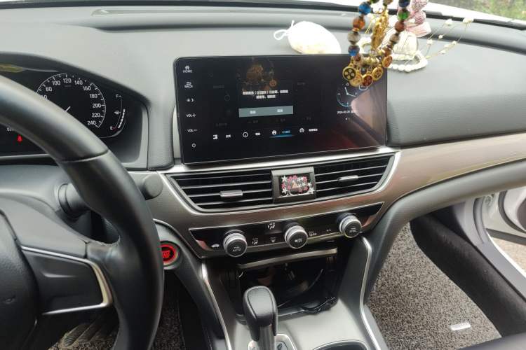Used Honda Accord 2022 260TURBO Luxury Edition Audio And AC Panel