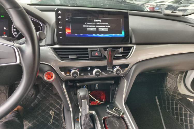 Used Honda Accord 2022 260TURBO Luxury Edition Audio And AC Panel