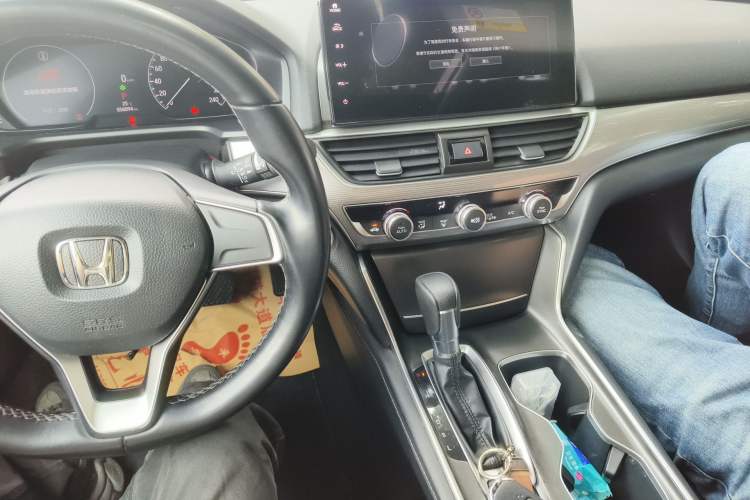 Used Honda Accord 2022 260TURBO Luxury Edition Audio And AC Panel